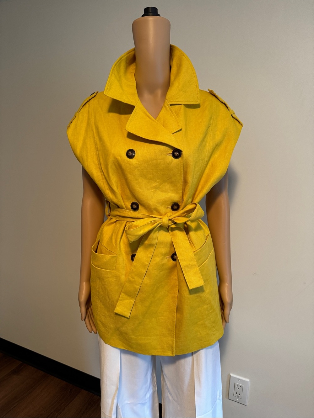 Zara yellow sleeveless trench vest